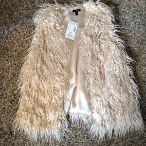 BONGO Faux Fur Vest NWT